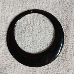 Huge black pendant approx. 2.5 inches long